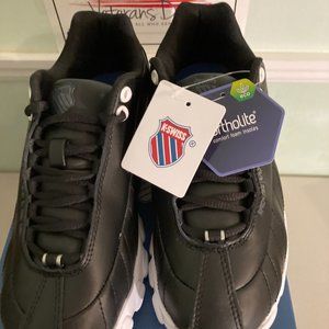 K-SWISS ST329TM Womens Low Cut Black Leather sneakers, size 6.5 NWT